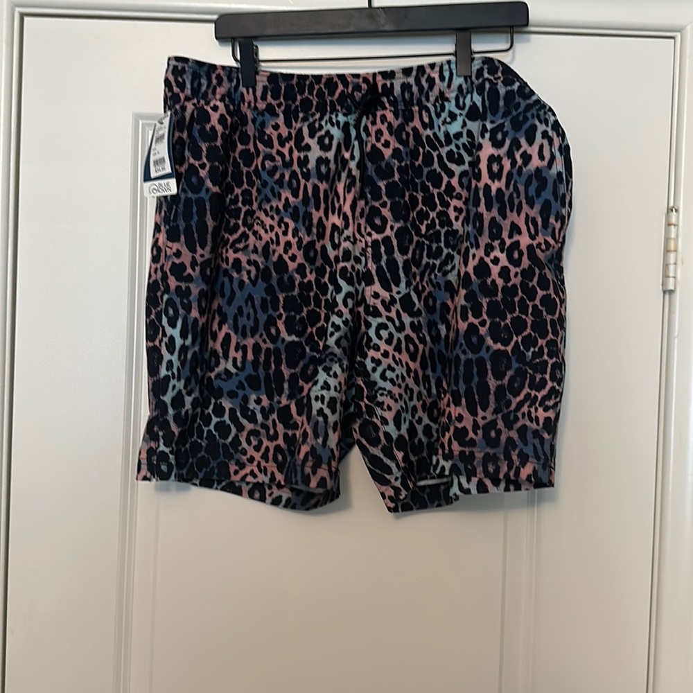 Men’s swim trunks